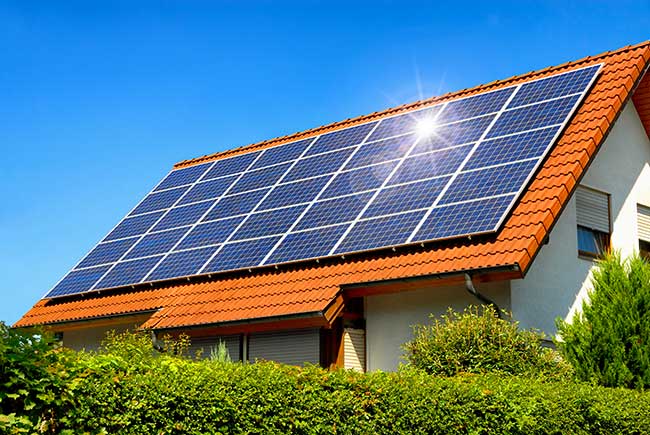 Pannelli solari  Tipologie, differenze e risparmio - Rifare Casa
